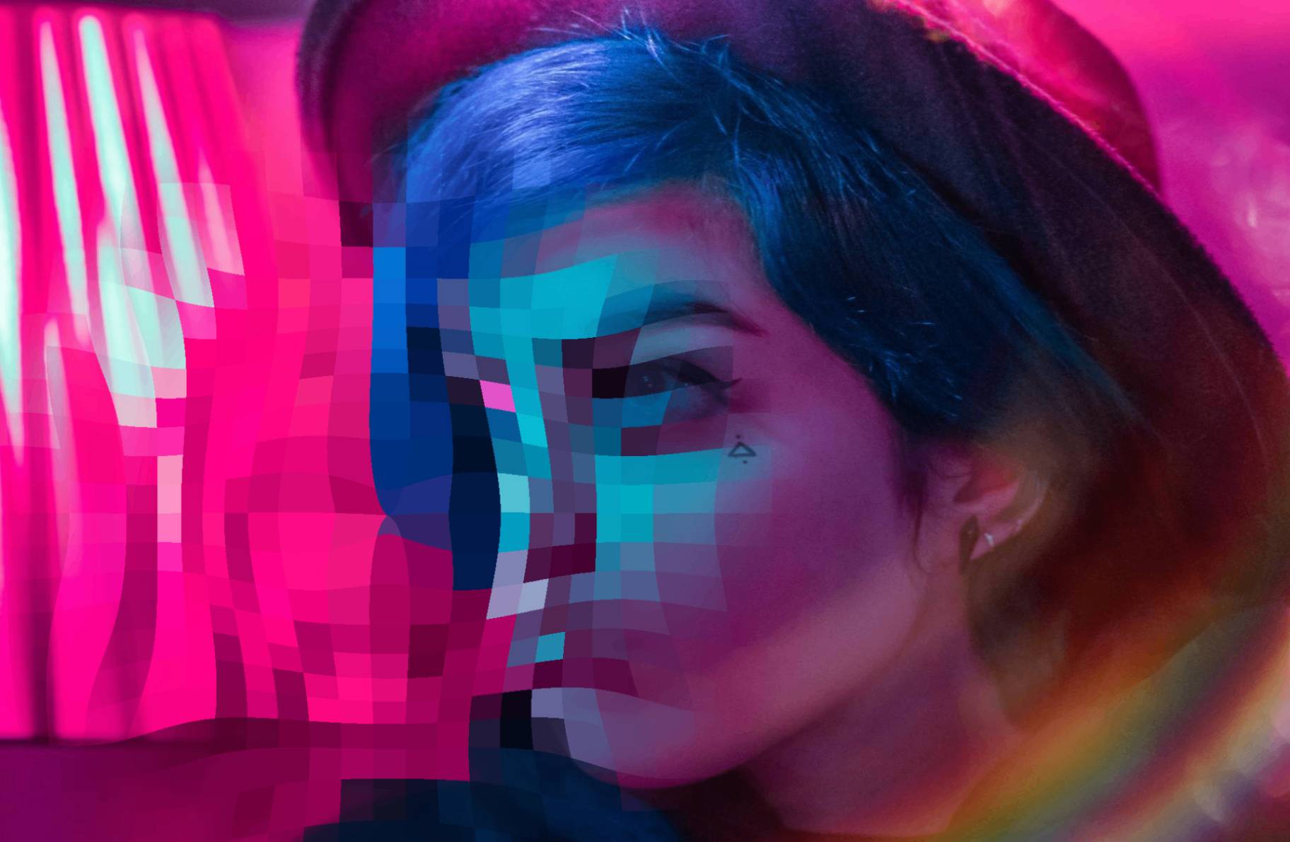 Interactive Liquid Pixel Hover Effect